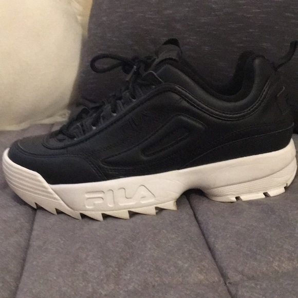 fila shoes black womens